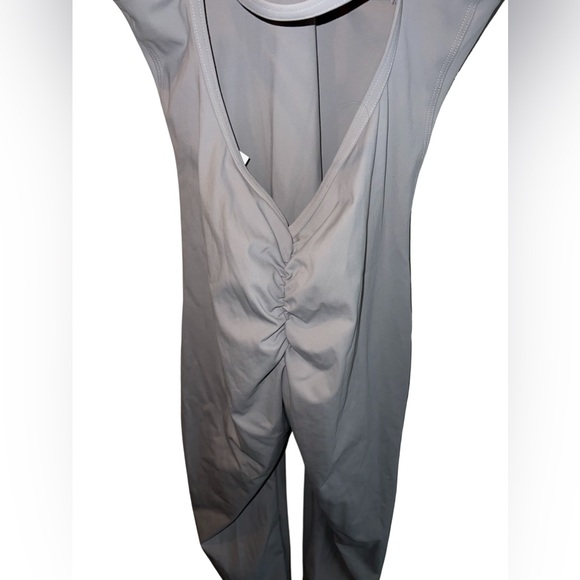 Workout Gray Scrunched Booty One Piece - Picture 5 of 6